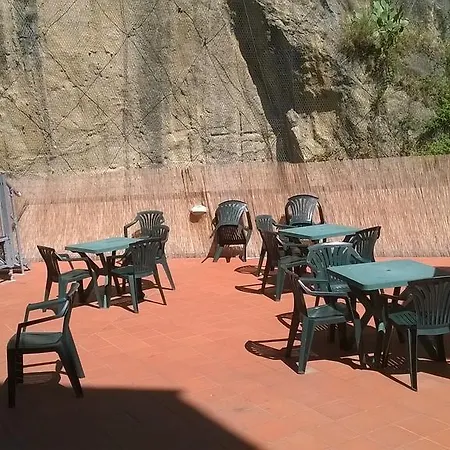 Mergellina Aig Hostel