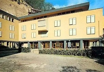 Mergellina Aig Ostello *